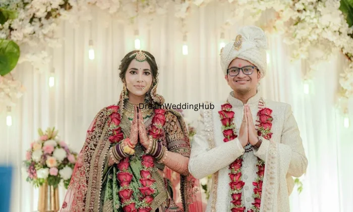 FLYER PRODUCTION WEDDING STUDIO